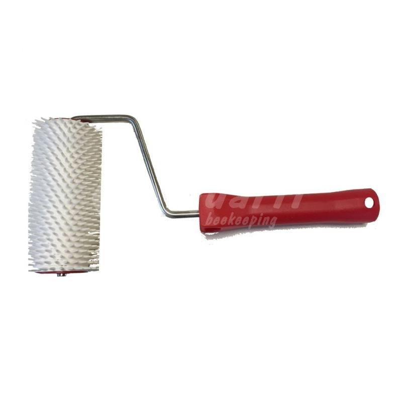 Honey uncapping roller